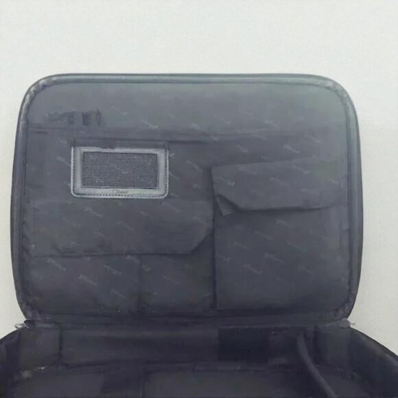 Vintage Targus Black Professional Messenger Bag - Picture 3 of 6